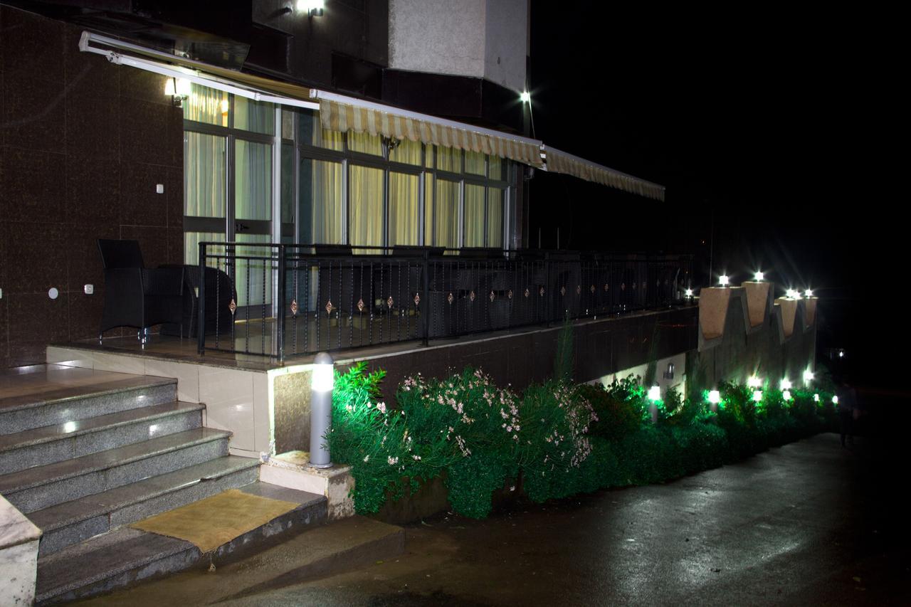 Manrashiwa Hotel Adis Abeba Exterior foto