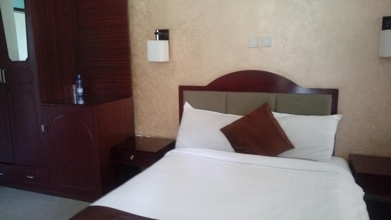 Manrashiwa Hotel Adis Abeba Exterior foto
