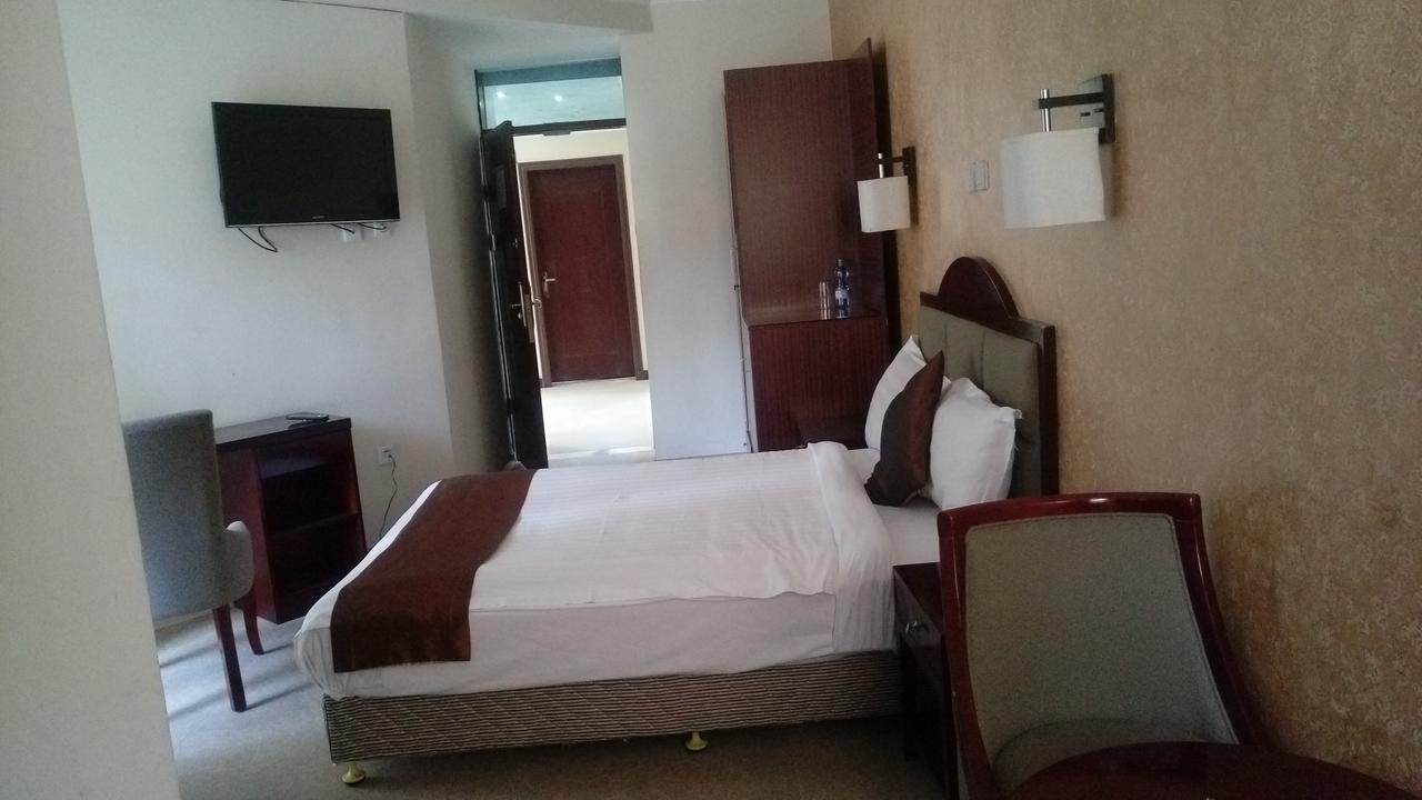 Manrashiwa Hotel Adis Abeba Exterior foto